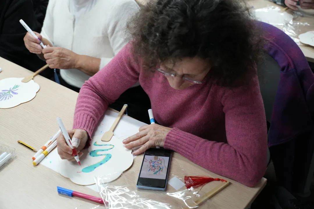 bestc登錄:“繪畫中的童趣思考”點燃都市人的童真夢